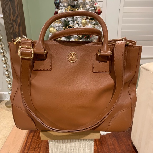 Tory Burch Handbags - Authentic Tory Burch purse